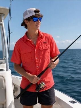 World Wide Sportsman Fishing Shirt Small Coral Coastal Outdoors Button Up